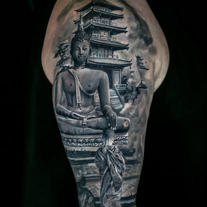 Detaljarbeid med skyggelegging i tatovering